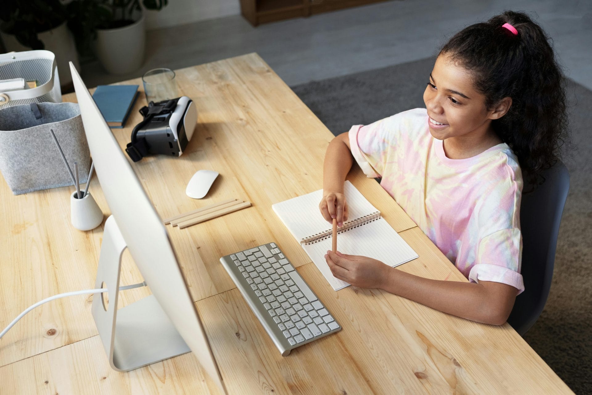 How Online Learning Builds Confidence and Independence at ICEducation
